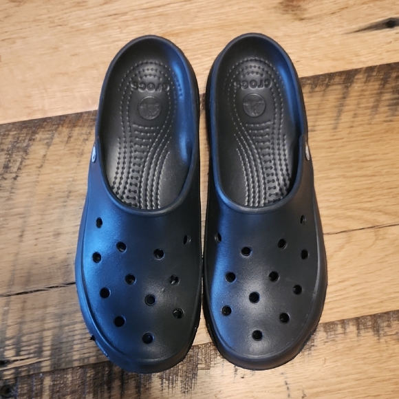CROCS Black Sandals with Perforated Design - Picture 2 of 7